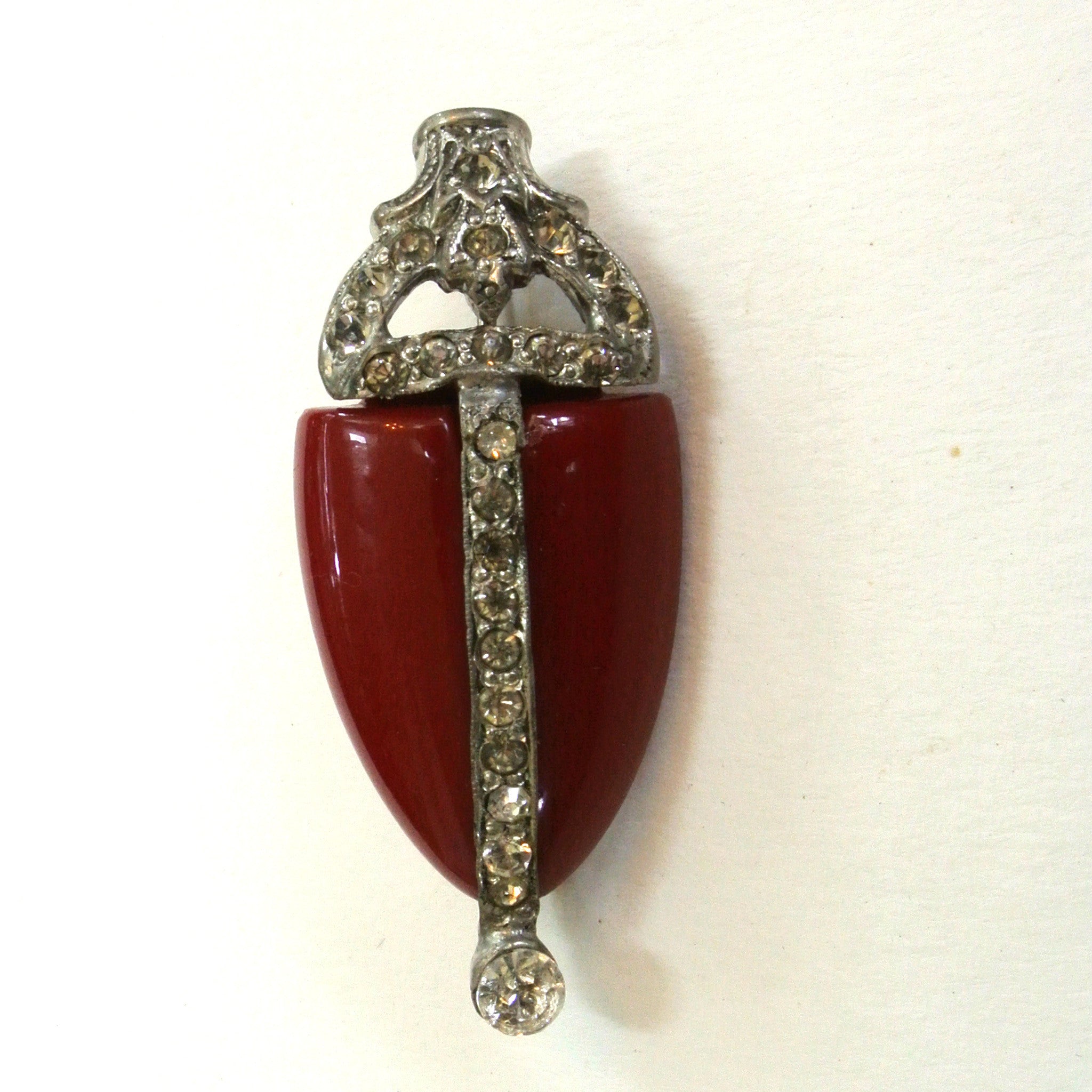 Art Deco Red Plastic Rhinestone Brooch/Pin - D & L  Vintage 