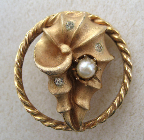 Coro Goldtone Faux Pearl and Rhinestone Brooch/Pin - D & L  Vintage 